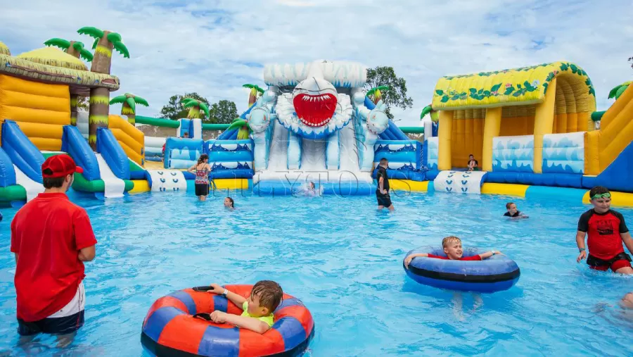 inflatable snow ice theme inflatable water park with pool for sale