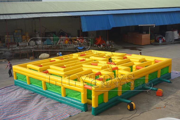 inflatable maze