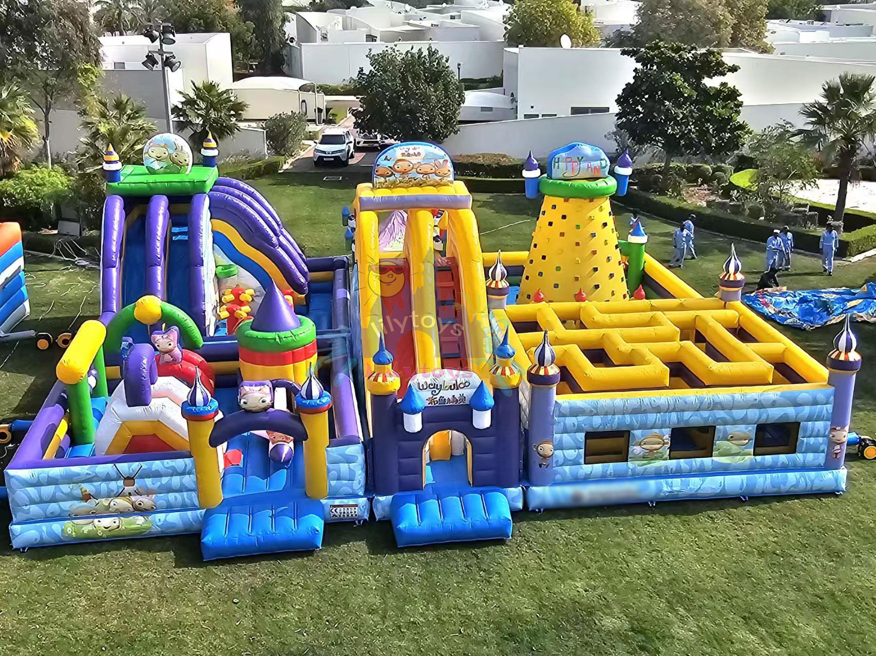 inflatable trampoline bounce park