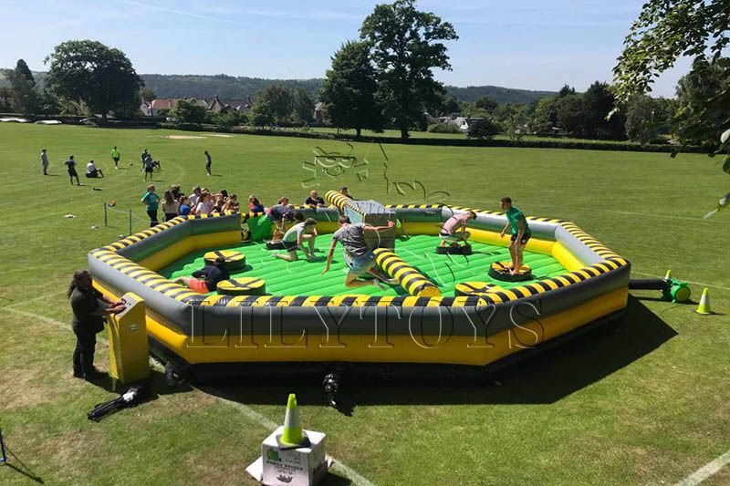 Lilytoys hot selling crazy challenge inflatable interactive wipeout game for kids and adult