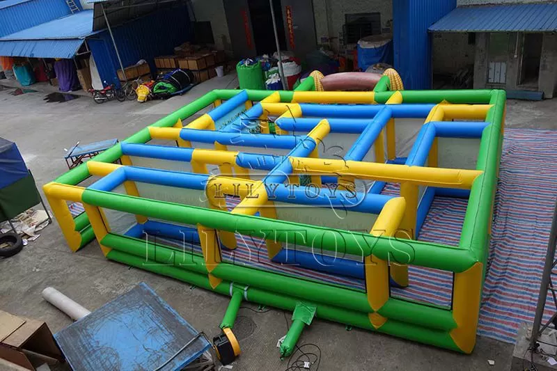 Tarpaulin pvc Customize Size 10*10m Inflatable interactive game inflatable Maze Arena Large Inflatable  Tag Maze carnival playground