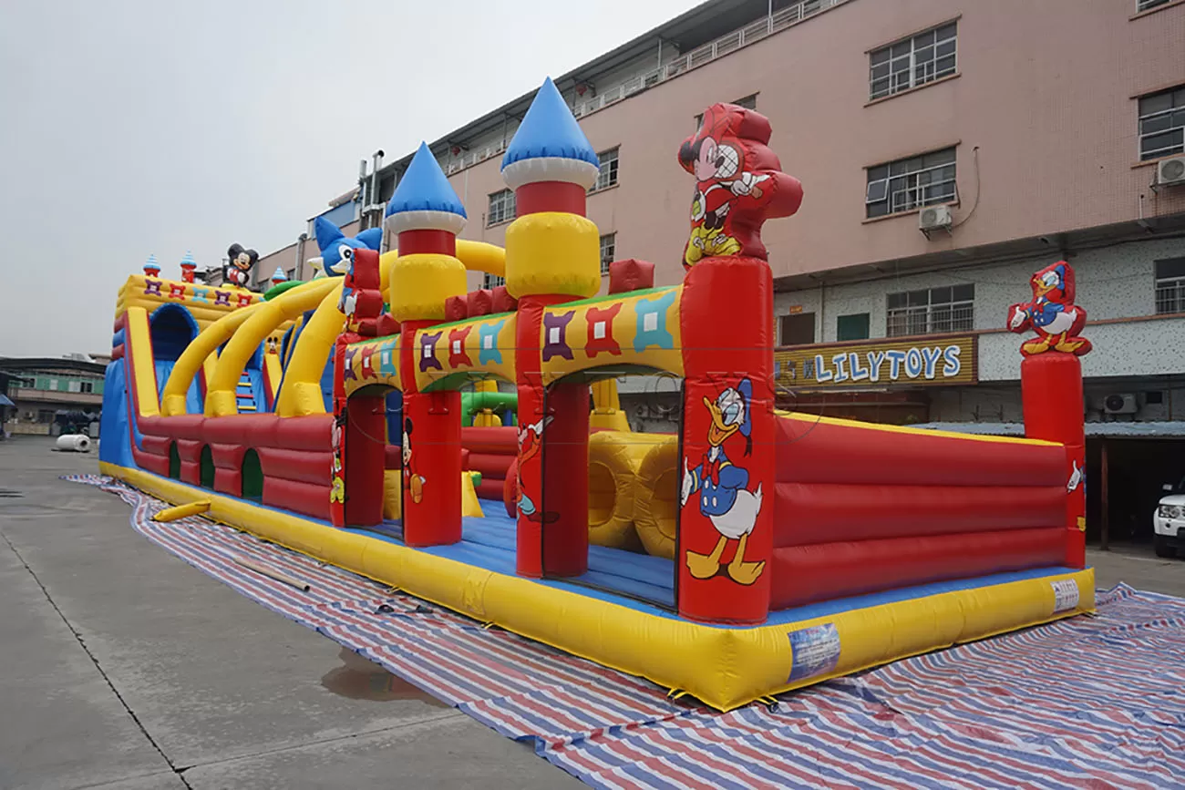 kids obstacle with slide and bounce
