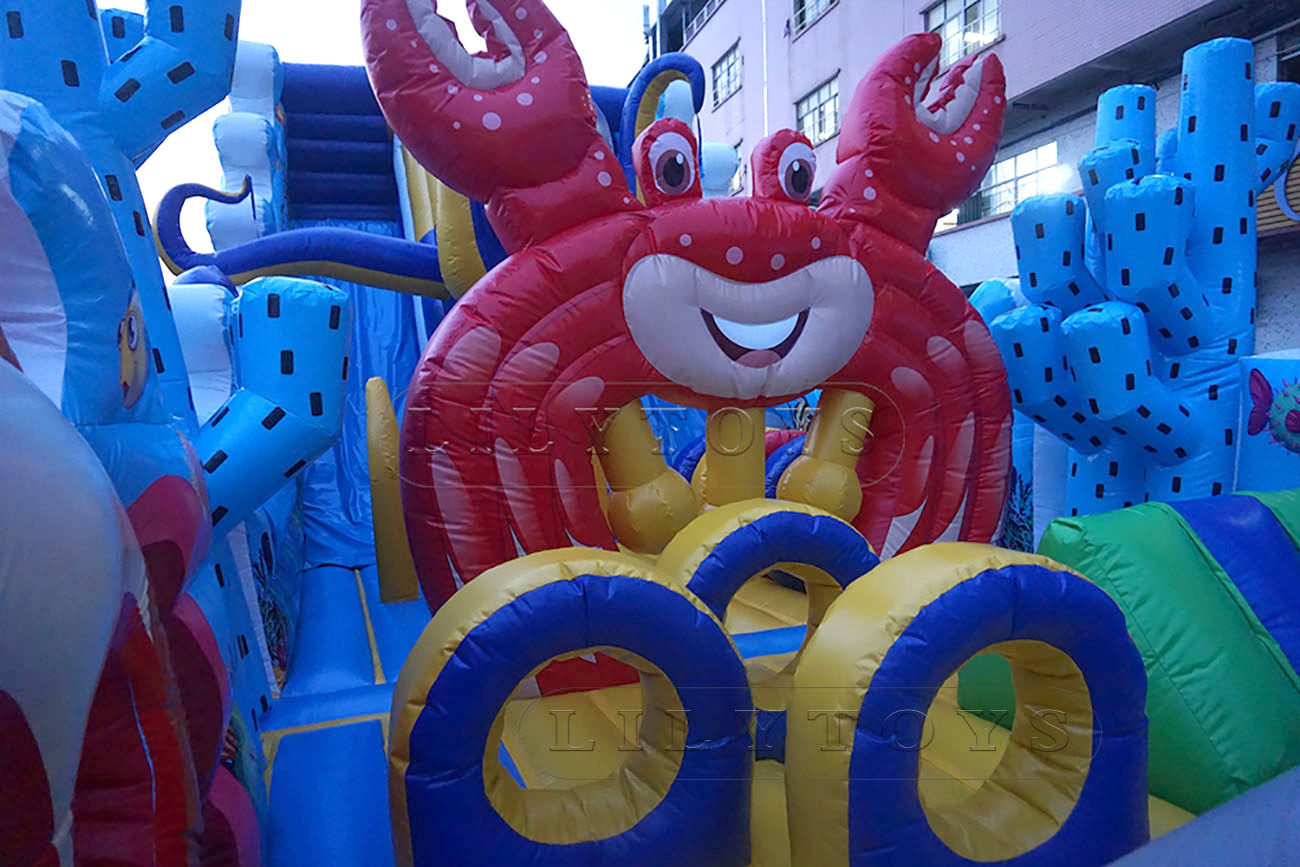 sea world inflatable obstacle course bounce castle for kids