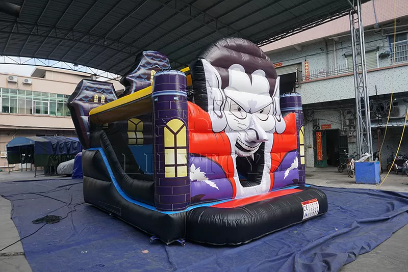 Halloween inflatable bounce combo