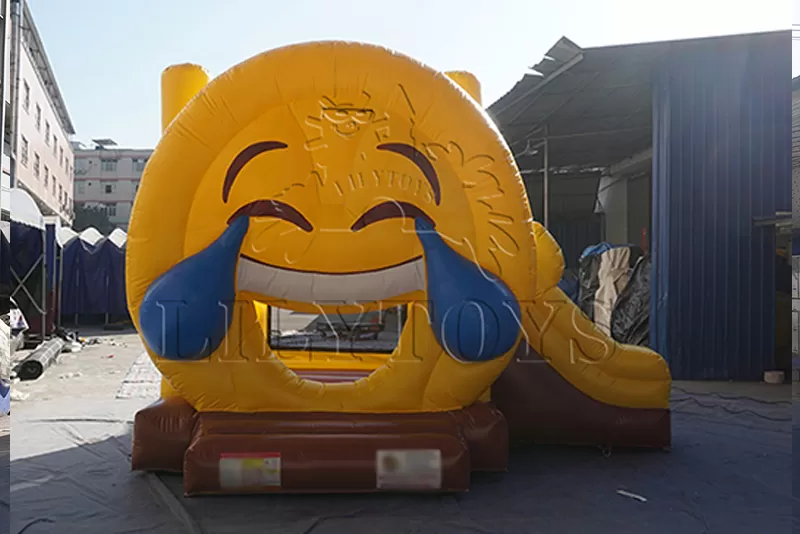 Emoji inflatable bounce house for jumping