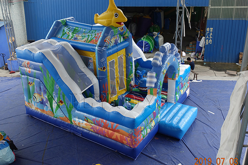 inflatable bounce outdoor