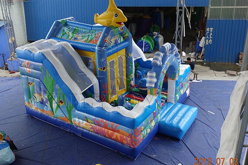 inflatable bounce outdoor