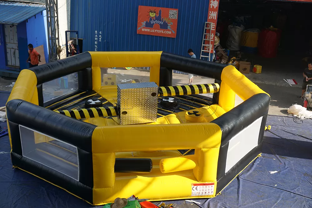 Wipeout Inflatable Meltdown Machine for Sale