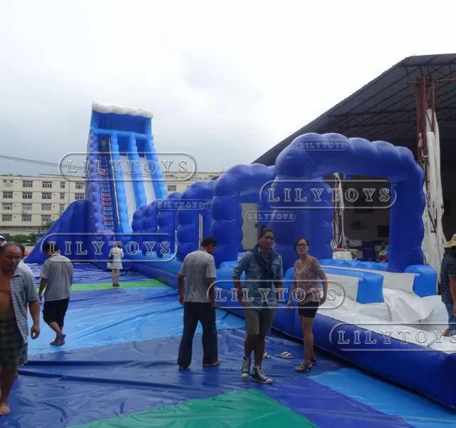 blue adults inflatable water slide for beach