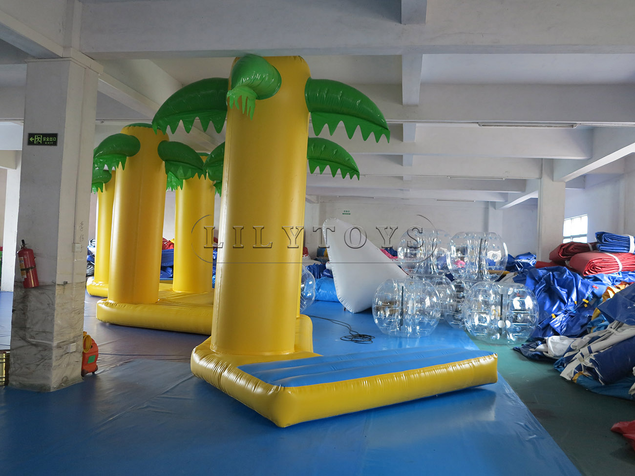 inflatable water park (26)