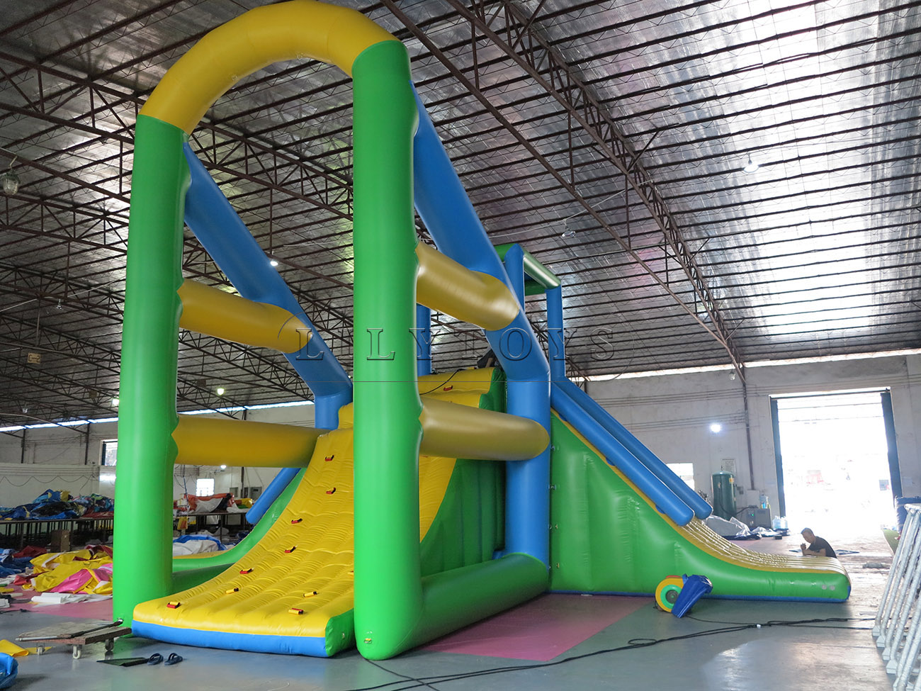 inflatable water park (31)