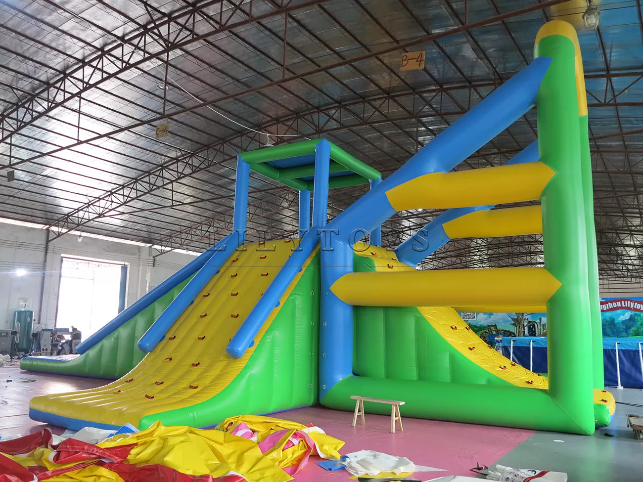 inflatable water park (31)