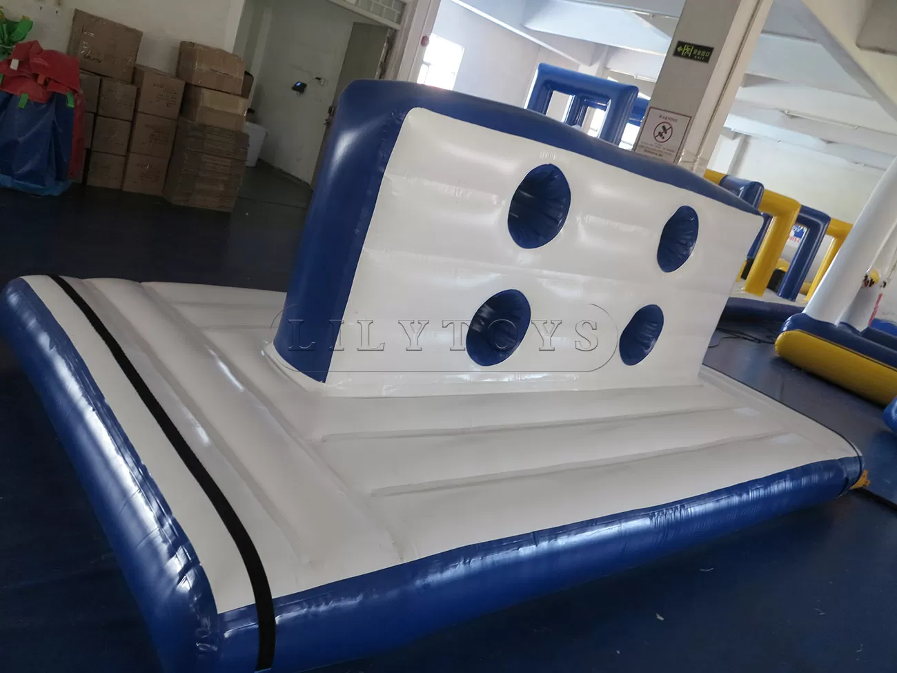 inflatable water park (65)