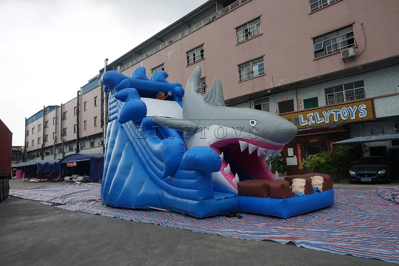 Giant Shark Inflatable Dry Slide For kids