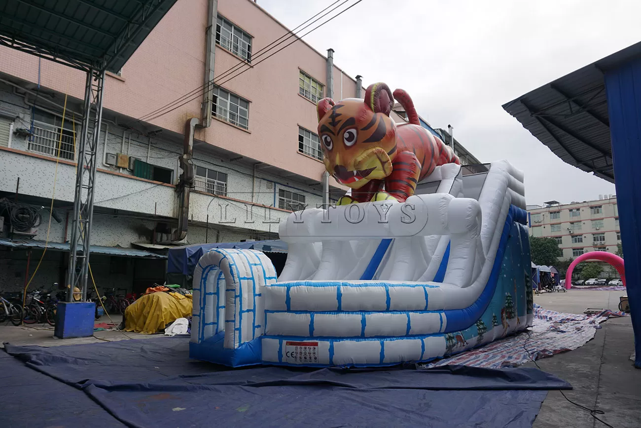 Little Tiger Christmas Inflatable Slide