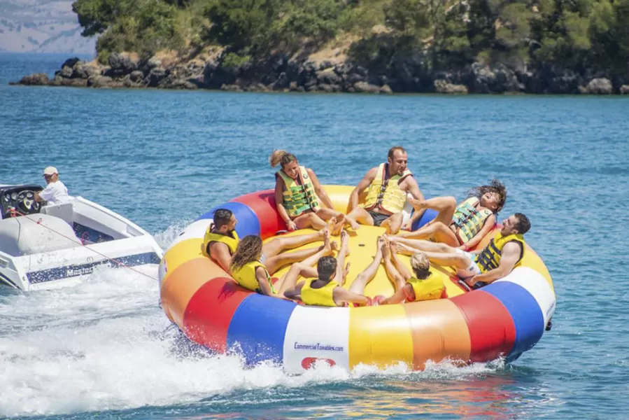 inflatable hurricane boat spinning ufo towable tube