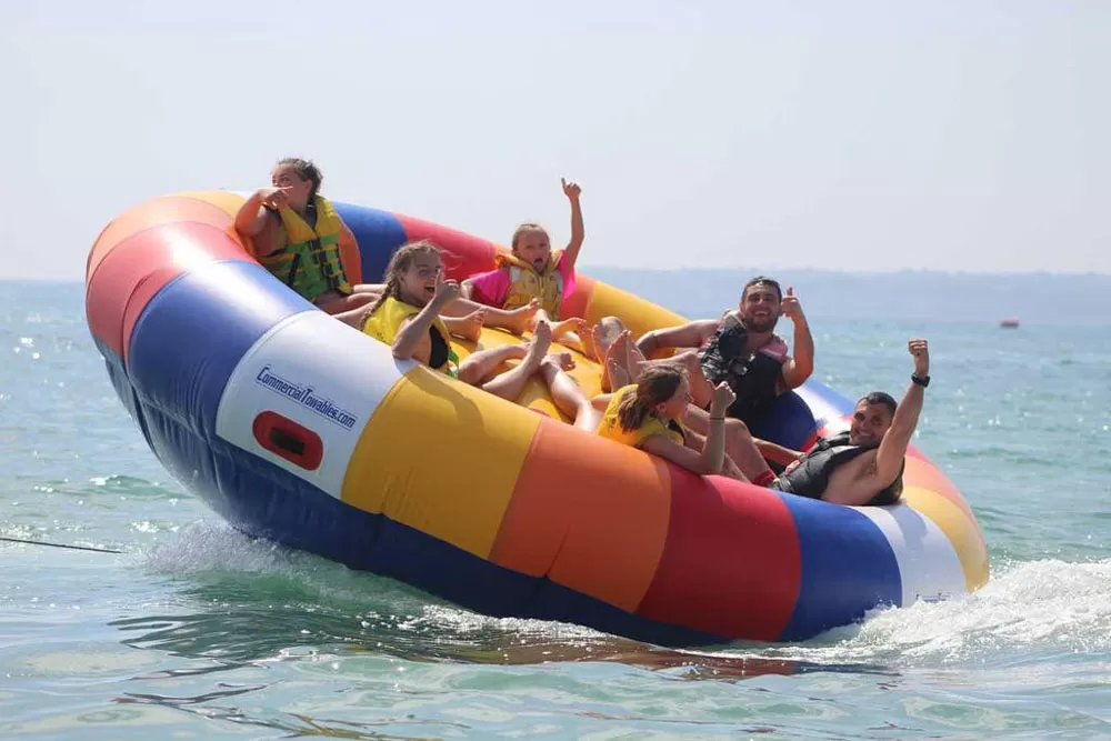 inflatable hurricane boat spinning ufo towable tube