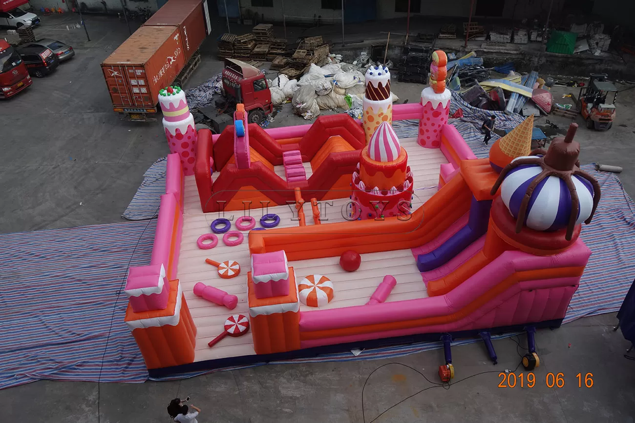 Birthday cake inflatable playground bouncy trampoline