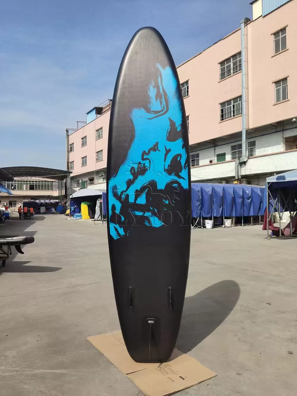 inflatable surfboard paddle board