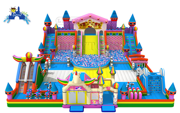 giant inflatable castle amusement park