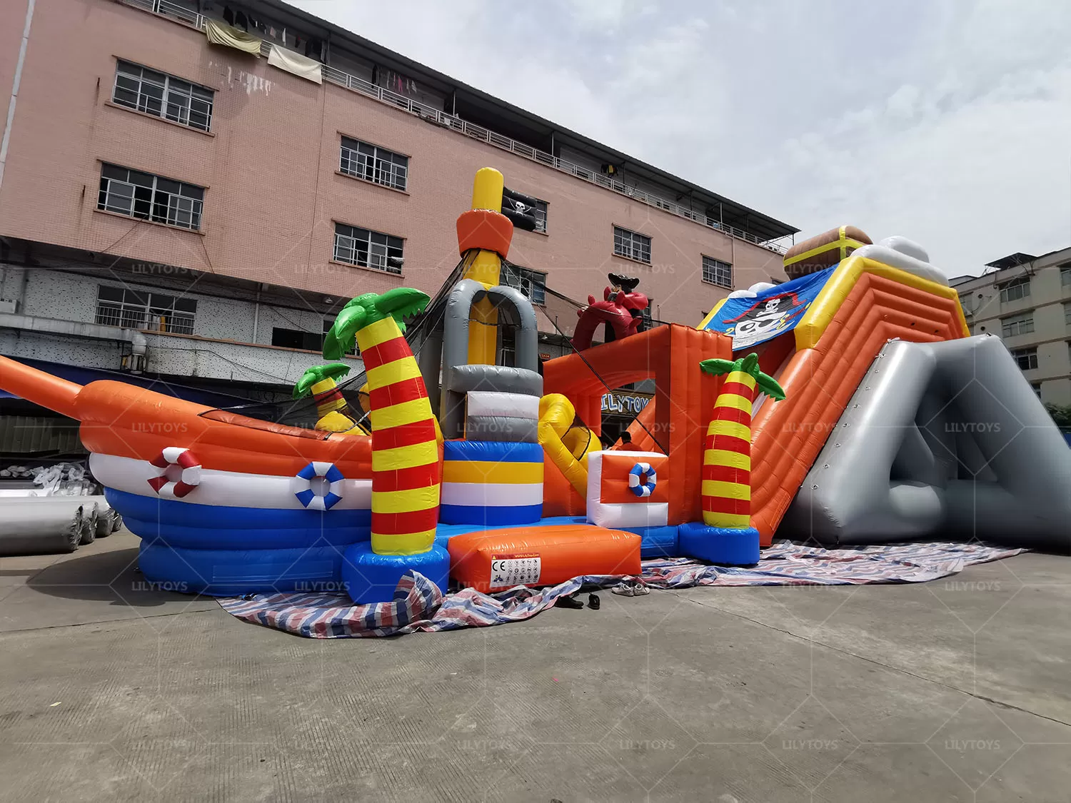 large pirate boat  inflatable slide for kids with bounce castle