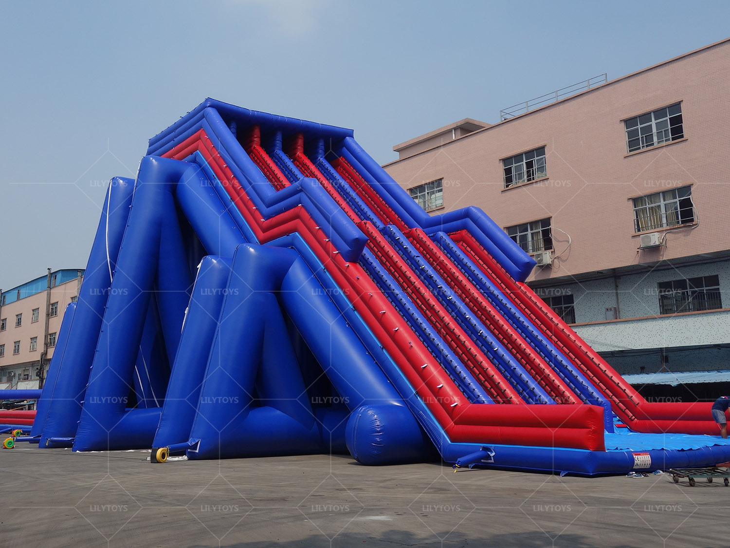 largest giant inflatable water slide for adults