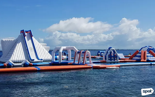 big iceberg water slide for sea