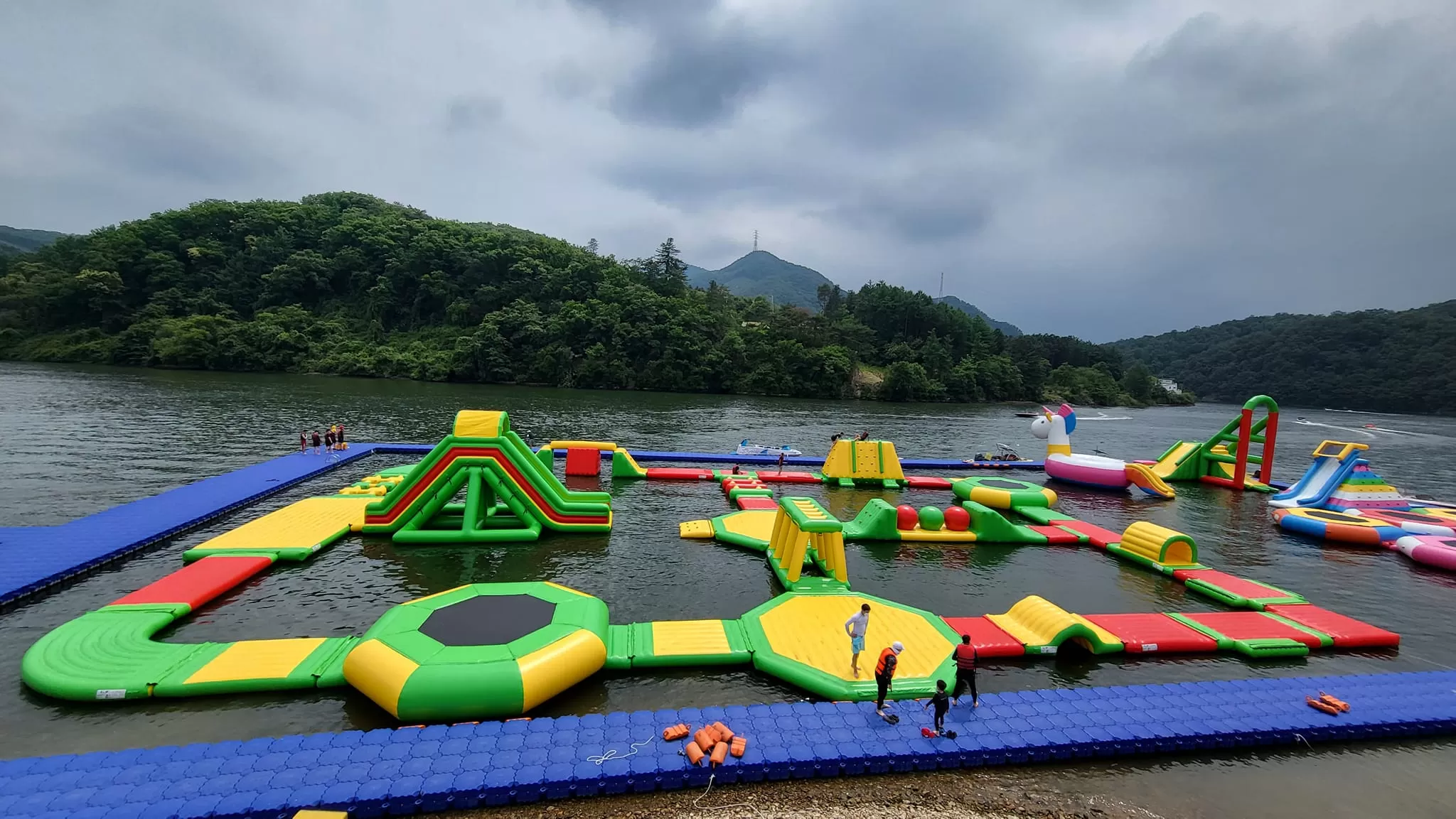 inflatable aqua park water park inside walkway