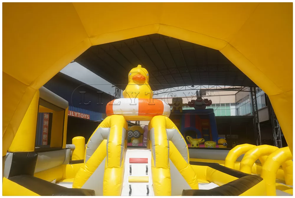 inflatable big playground funcity-03