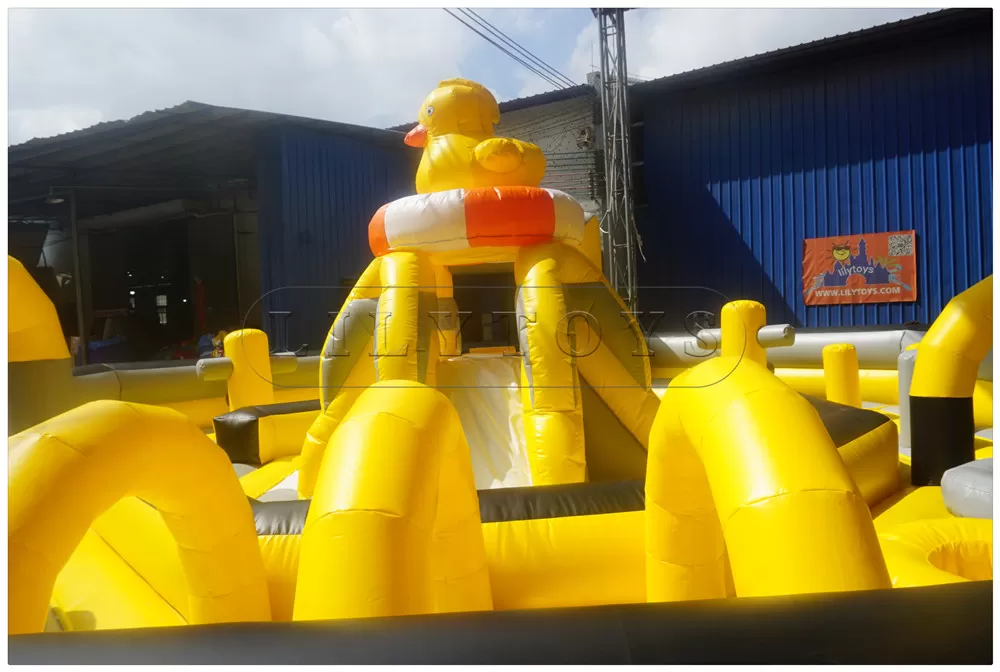 inflatable big playground funcity-03