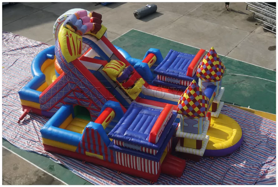 inflatable big playground funcity-06