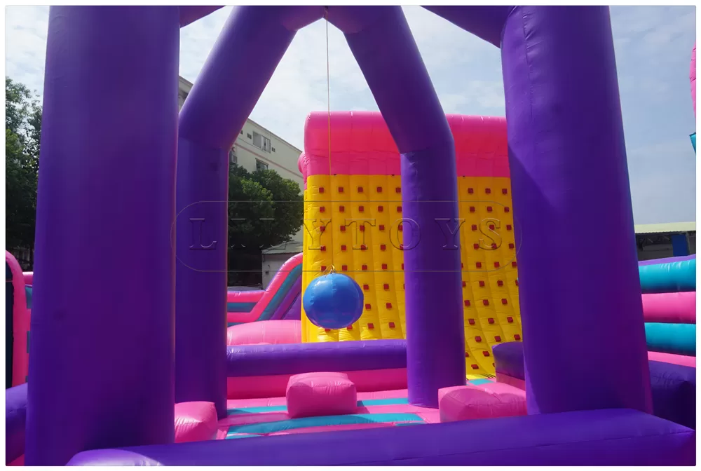 Inflatable  sport  bounce park su04