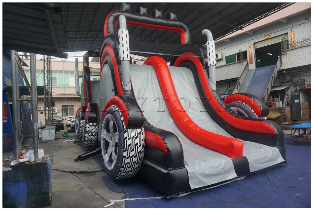 inflatable obstacle course -01