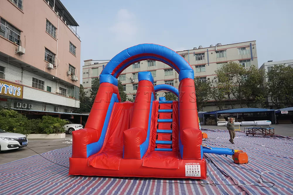 inflatable obstacle course -02