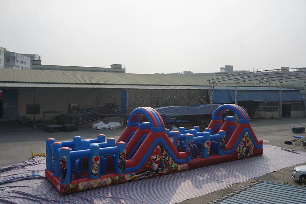 inflatable obstacle course -02