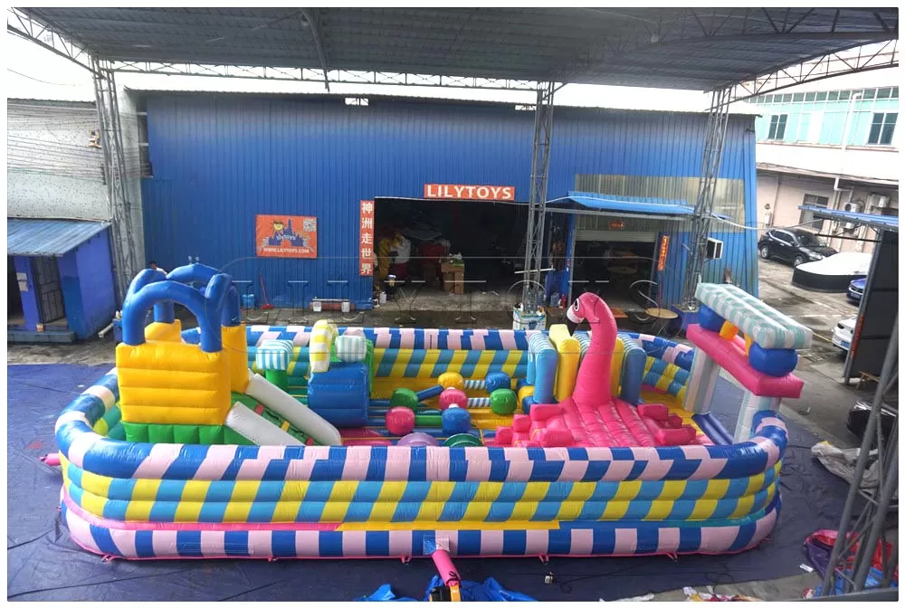 inflatable big playground funcity-16