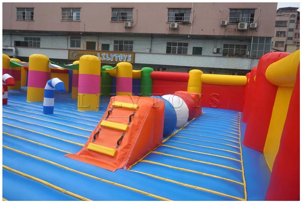 inflatable big playground funcity-15