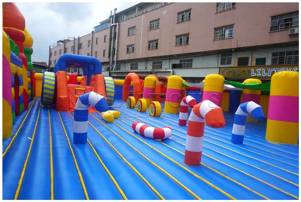 inflatable big playground funcity-15