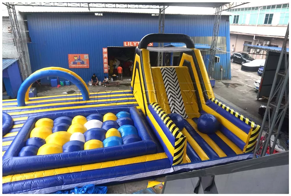 Inflatable  sport  bounce park su02