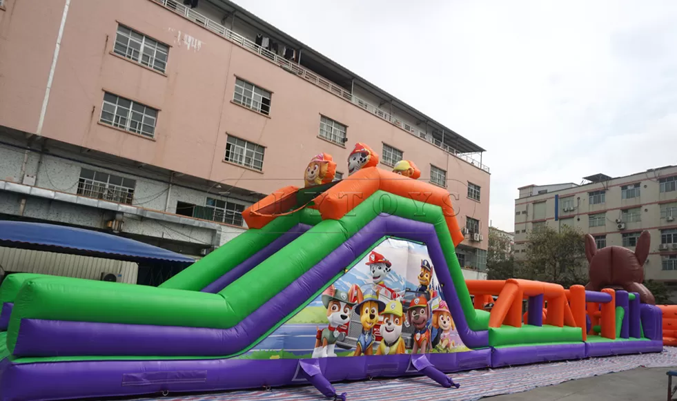 inflatable obstacle course -07