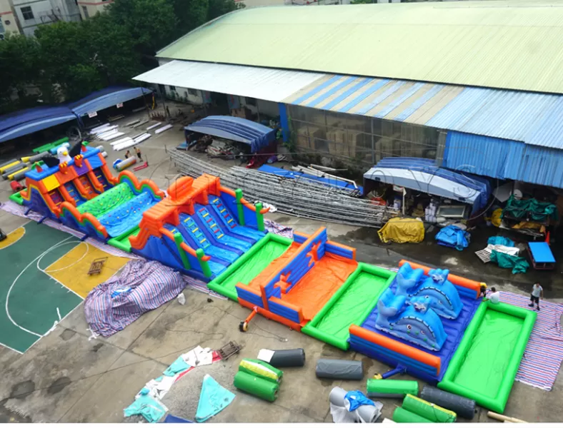 inflatable obstacle course -09