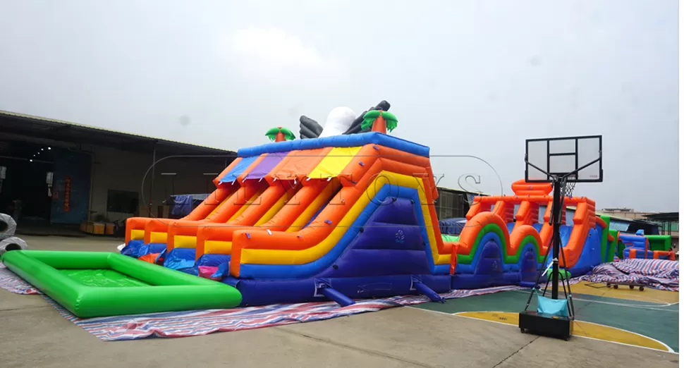 inflatable obstacle course -09