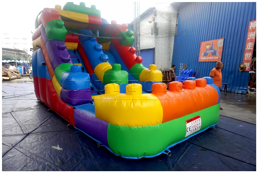 inflatable waterslide-18