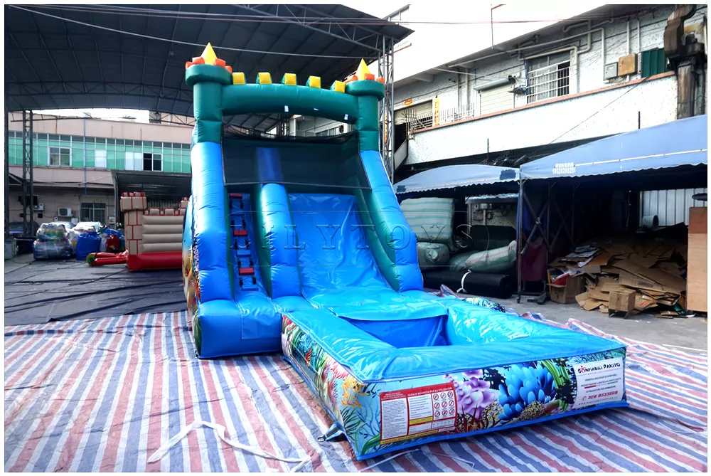 inflatable waterslide-34