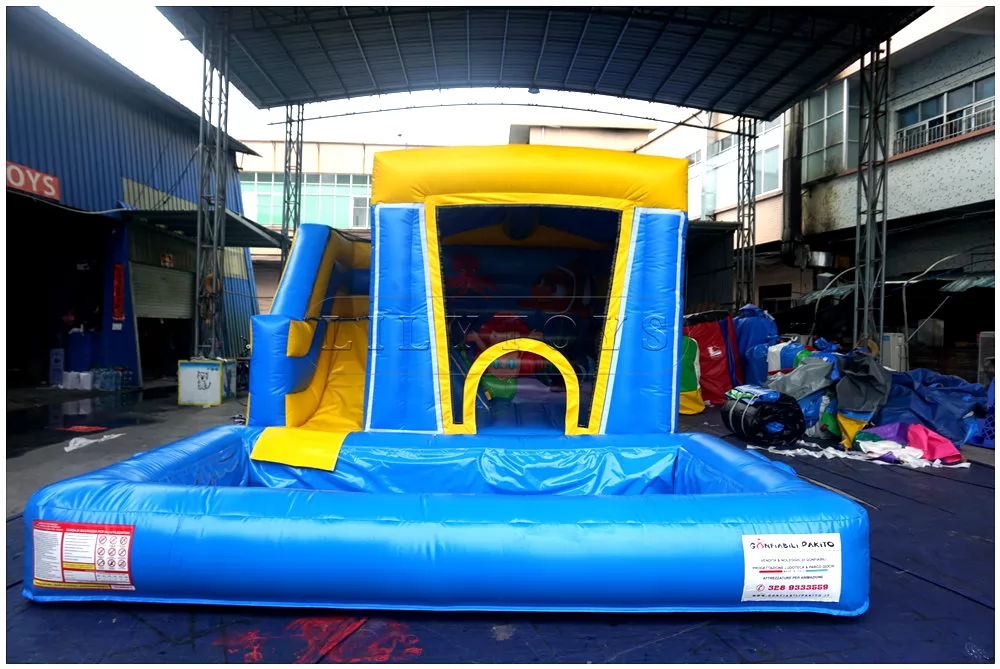 inflatable waterslide-44