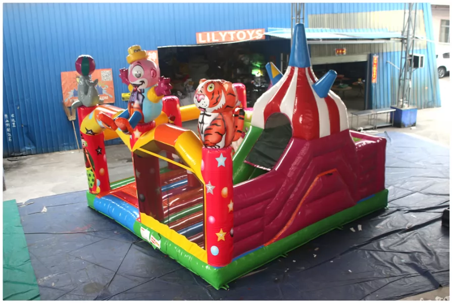 inflatable bouncer castle -02