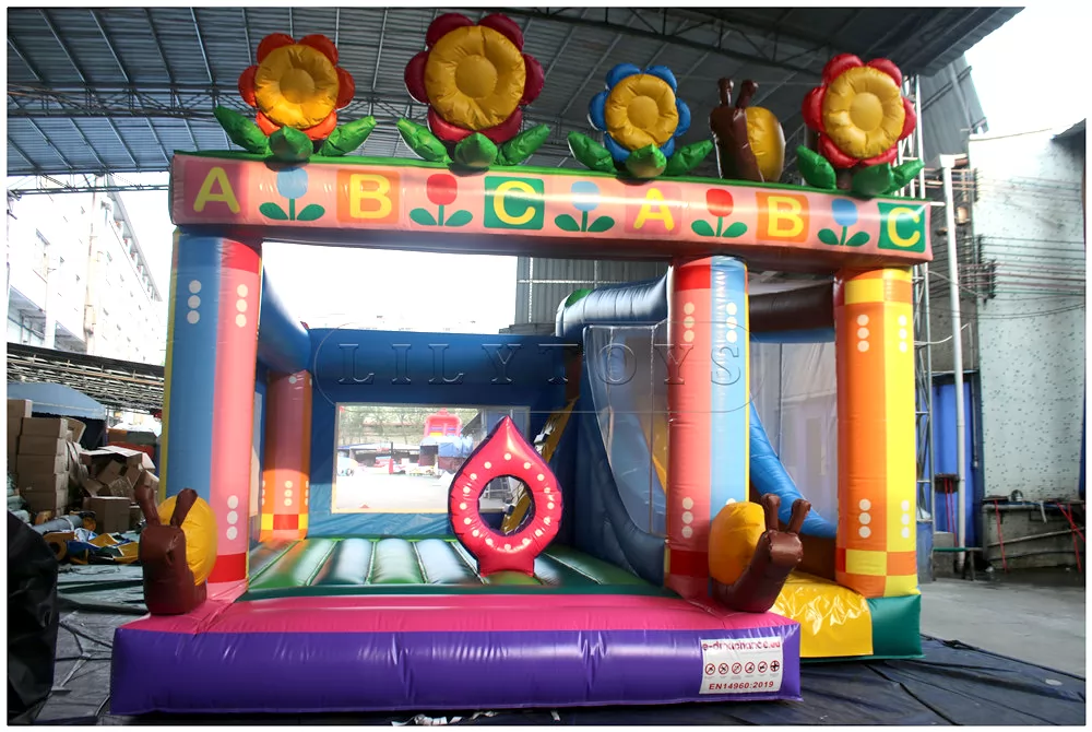 inflatable bounce castle-16