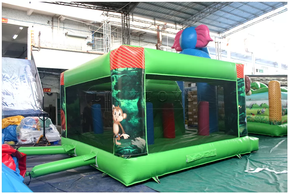 inflatable bounce castle-17