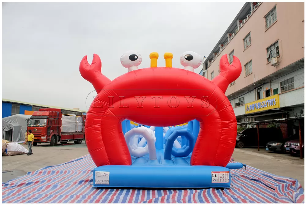 inflatable obstacle course-26