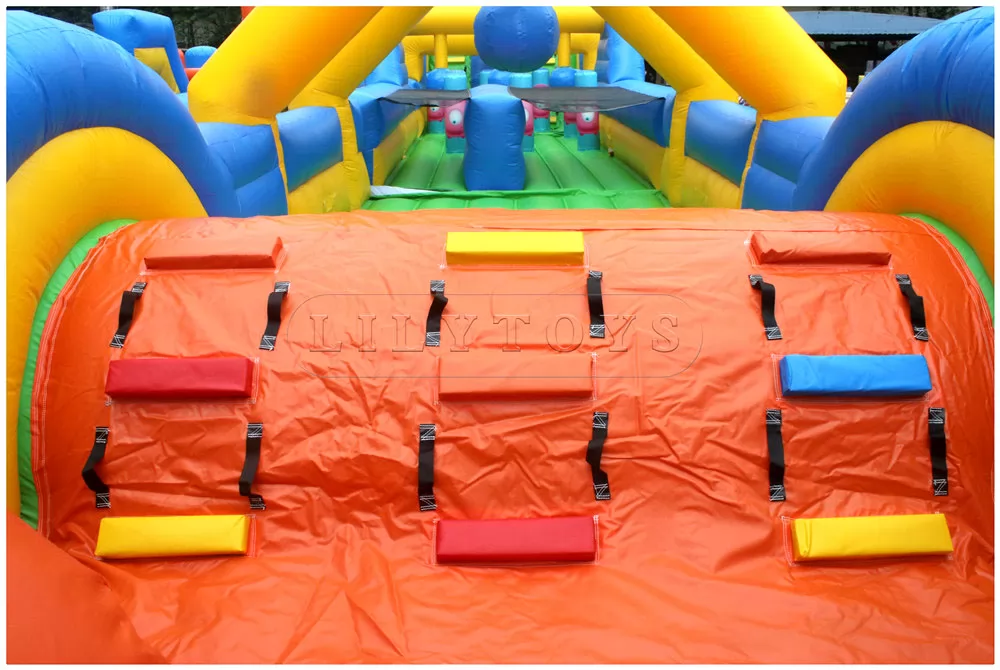 inflatable obstacle course -30